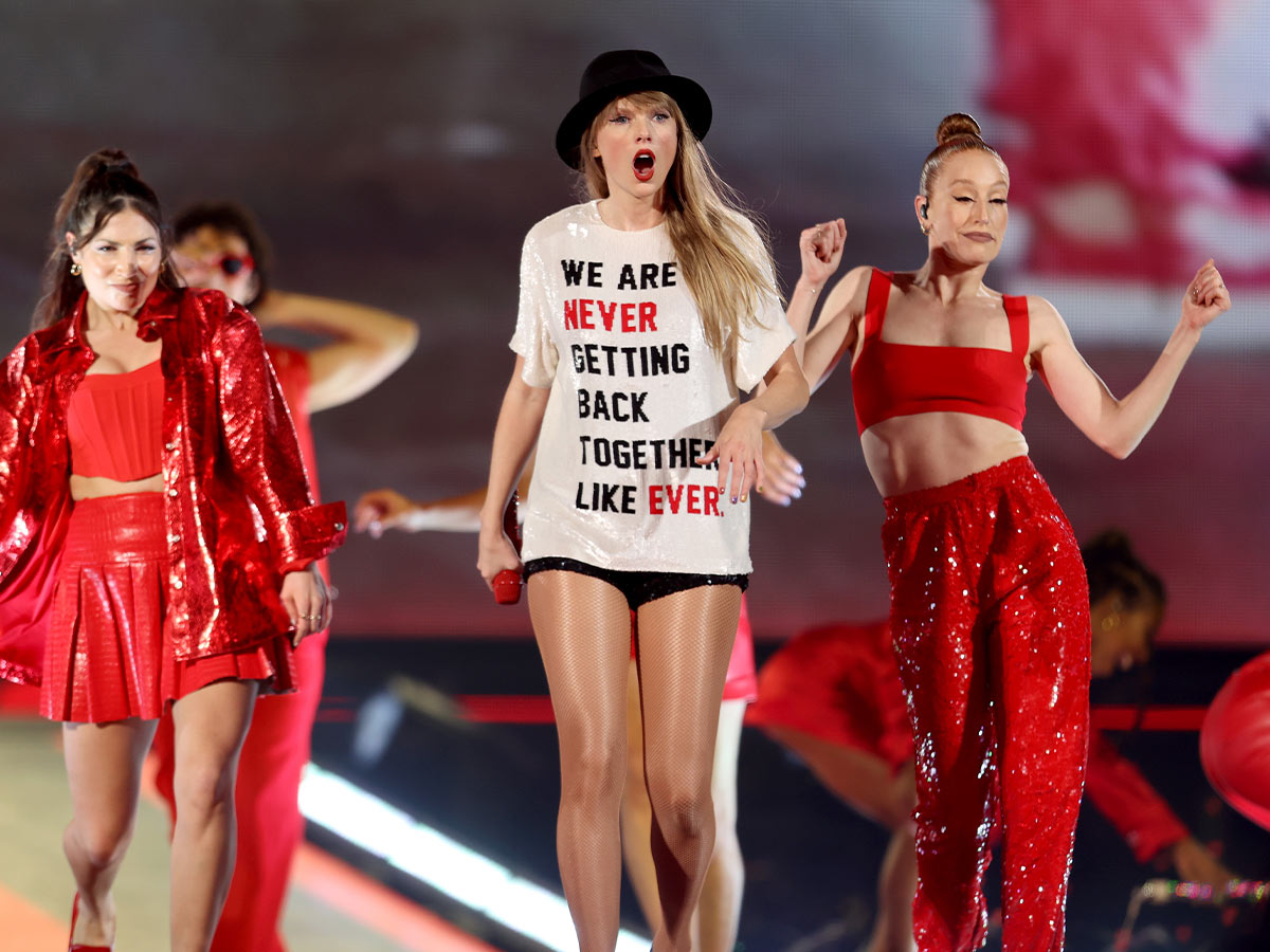 The Red T-Shirt