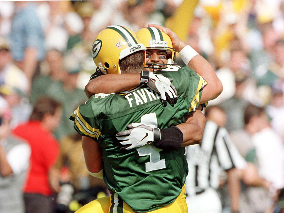 11. Brett Favre and Antonio Freeman, Green Bay Packers