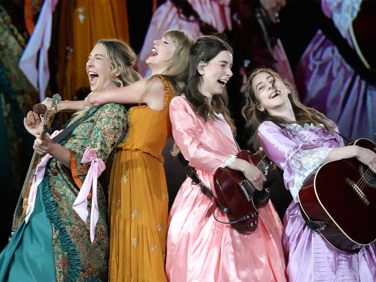HAIM Sisters