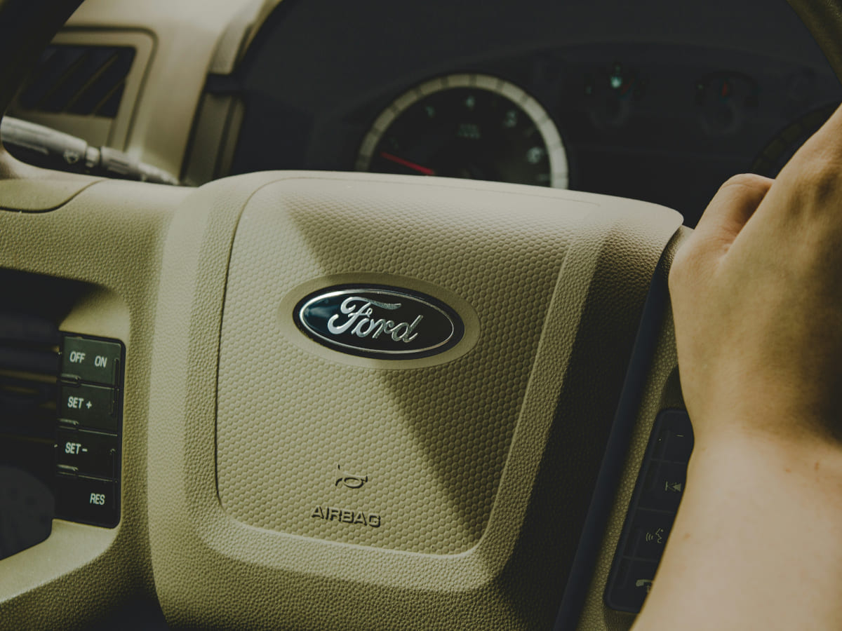 40. Inferior Infotainment Systems