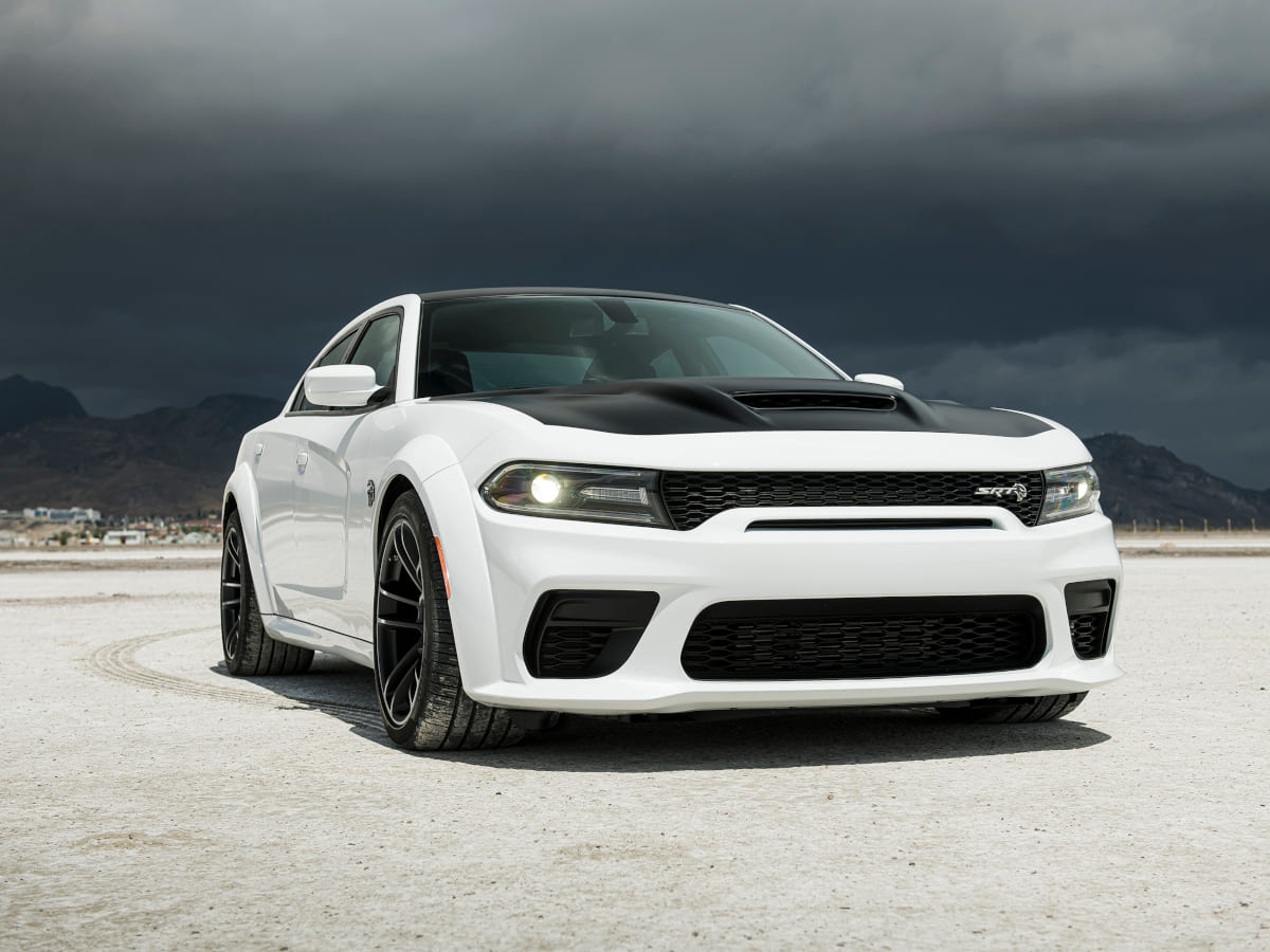 White: The Modern and Minimalistic Driver