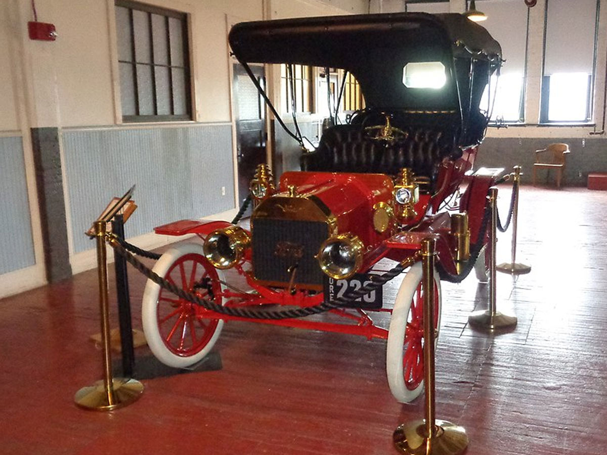 1. 1908 Ford Model T