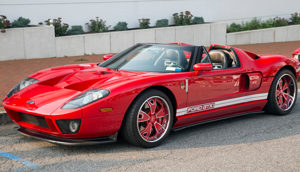 Ford GT (2005-2006)