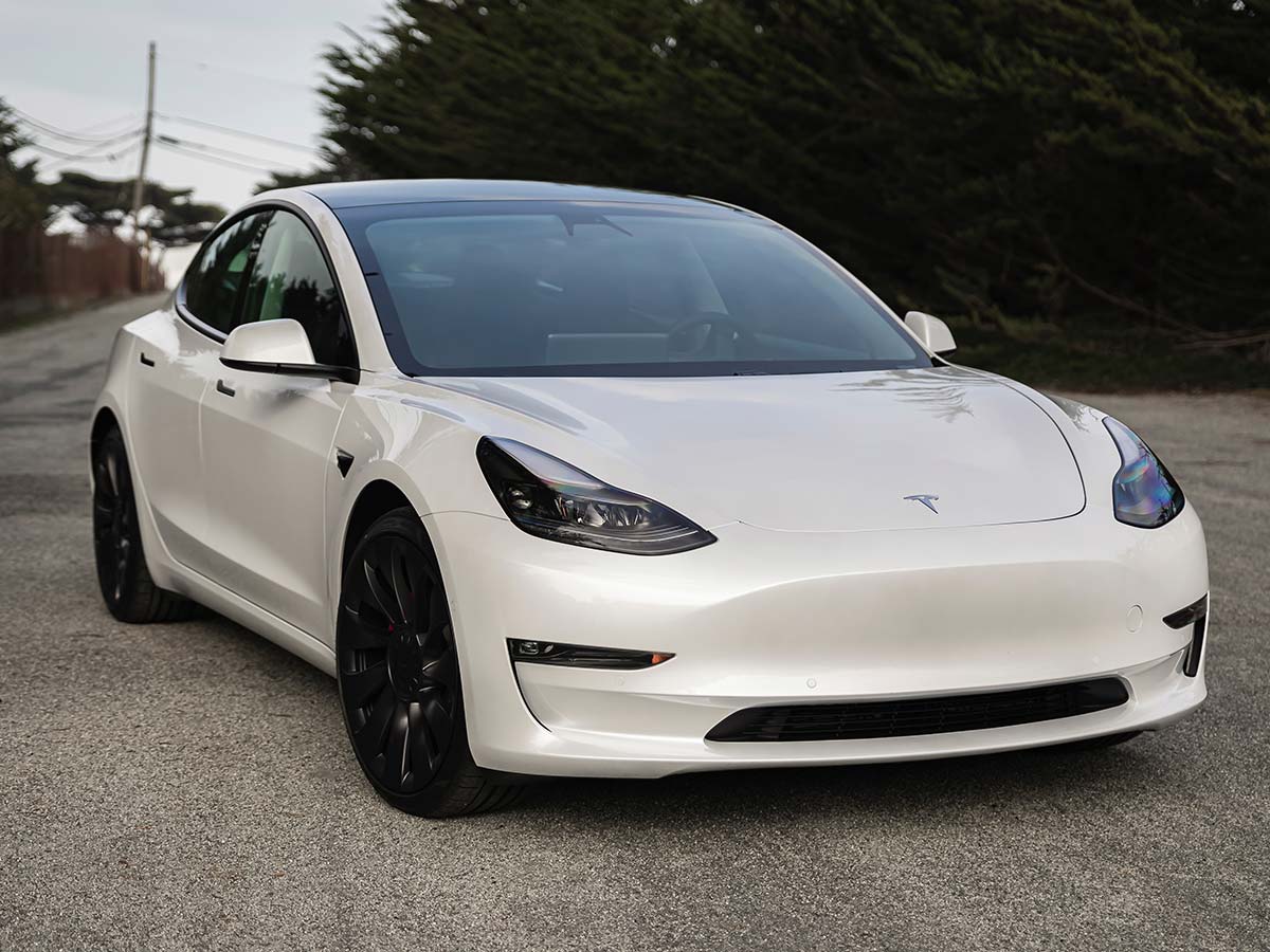 Tesla Model 3 (2018-2021)