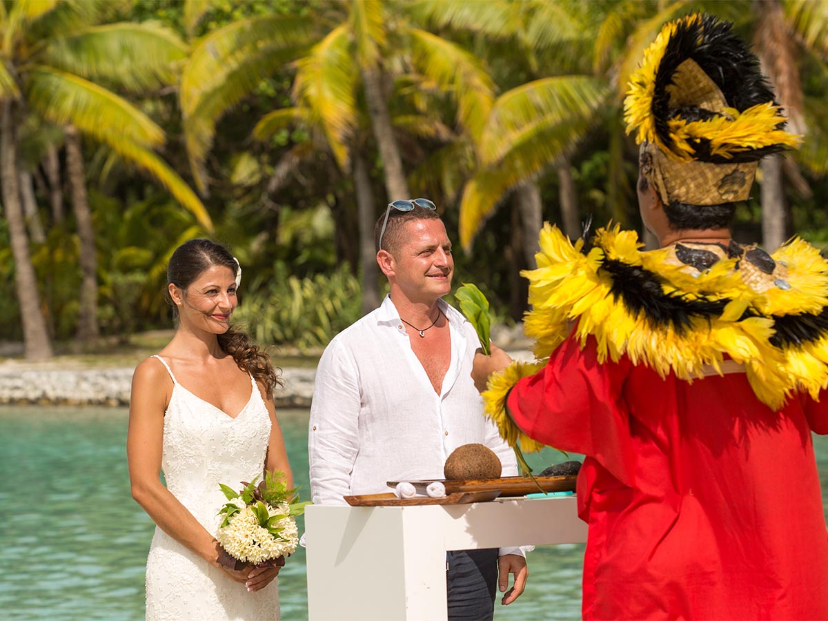 French Polynesia's Stepping on Relatives