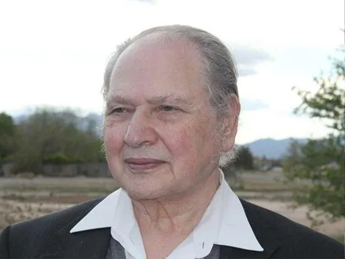 Ronald Wayne's Sold Apple Shares