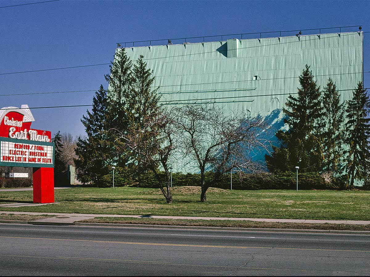 Chakeres East Main Drive-In