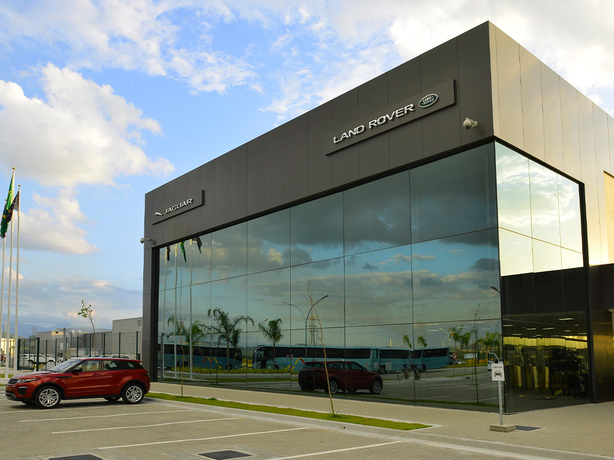 Tata Motors Acquisition of Jaguar Land Rover (2008)