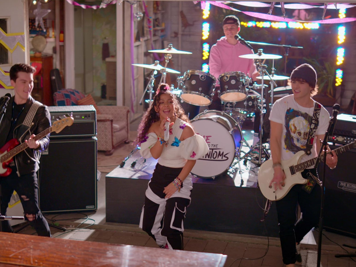 Julie and the Phantoms