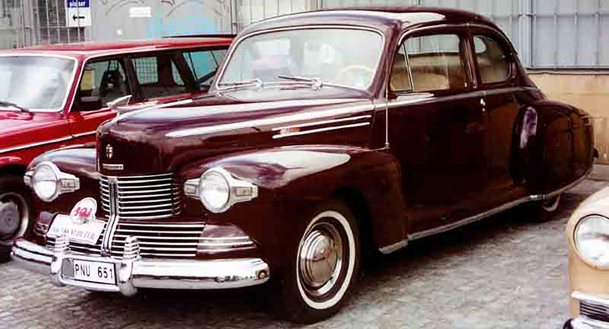 1942 Lincoln Zephyr