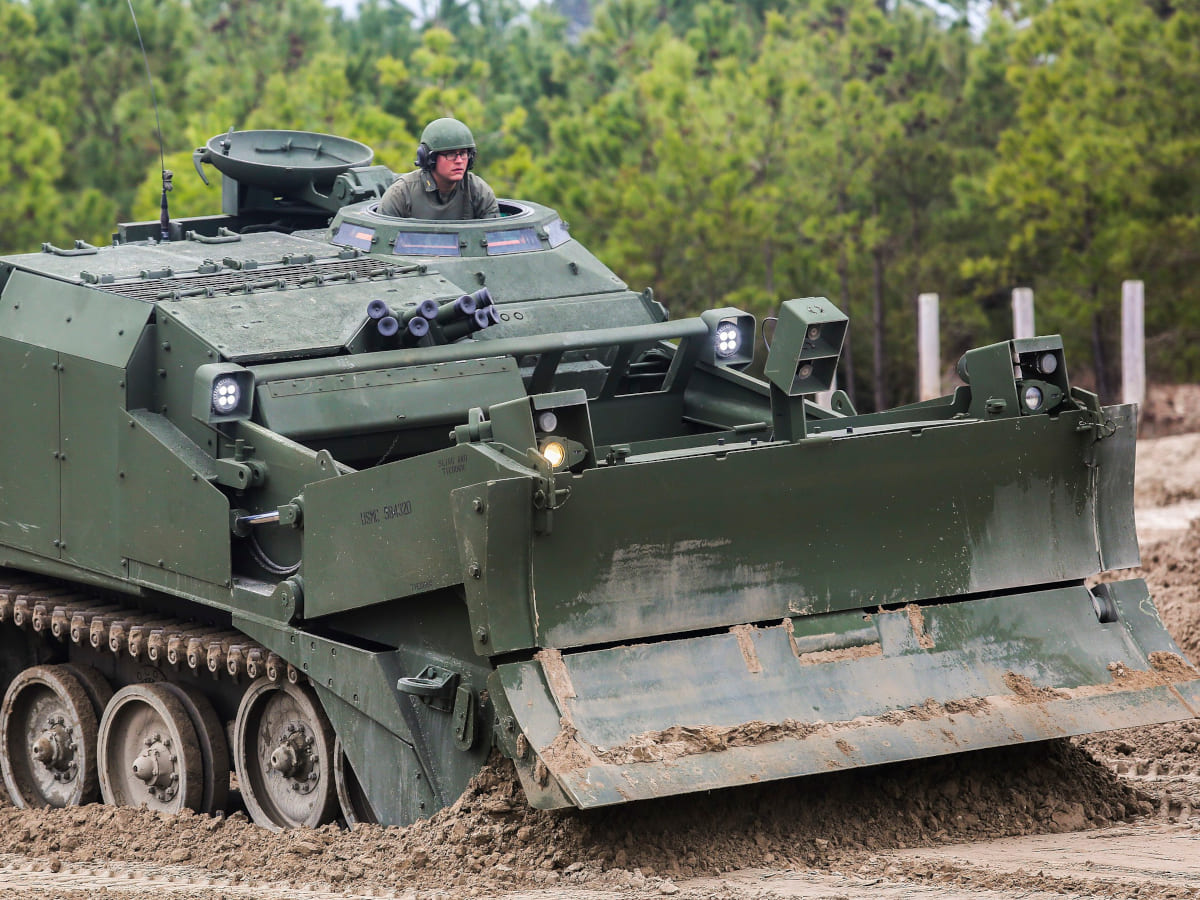 M9 Armored Combat Earthmover