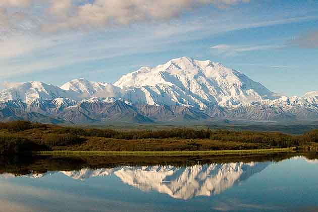 Snow-Capped Mountain Wonderland