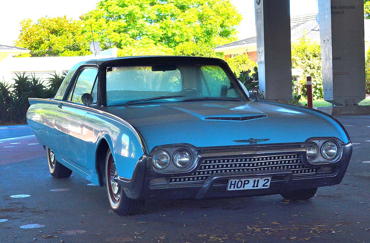 Ford Thunderbird