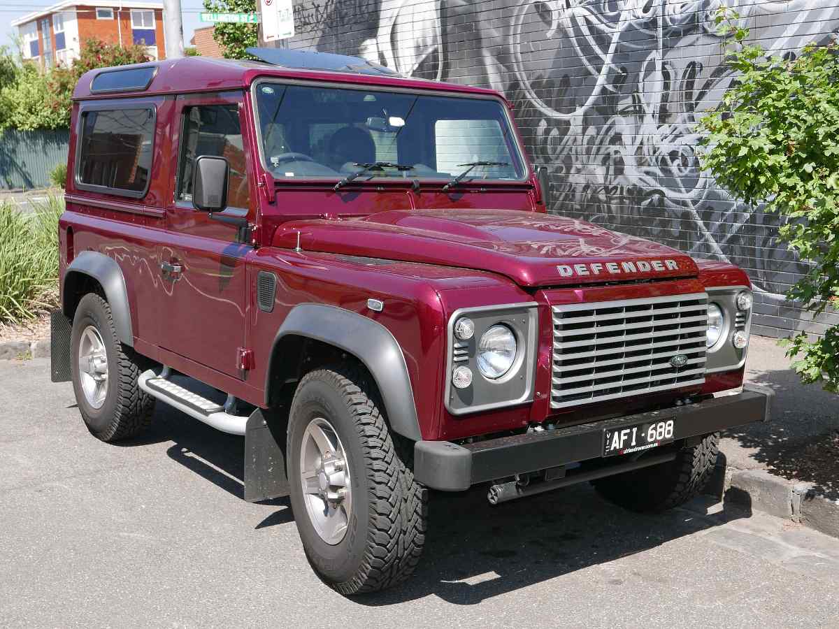 Land Rover Defender