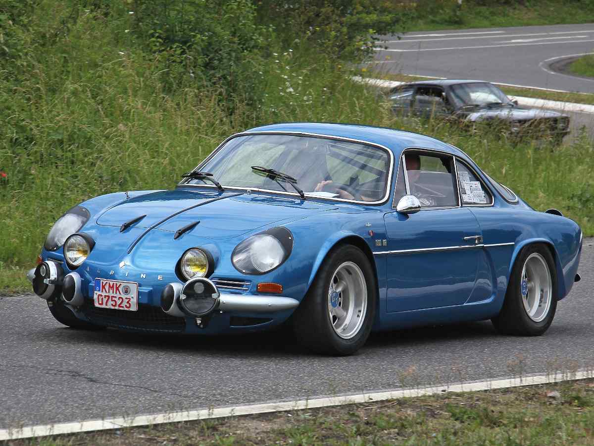 Alpine A110