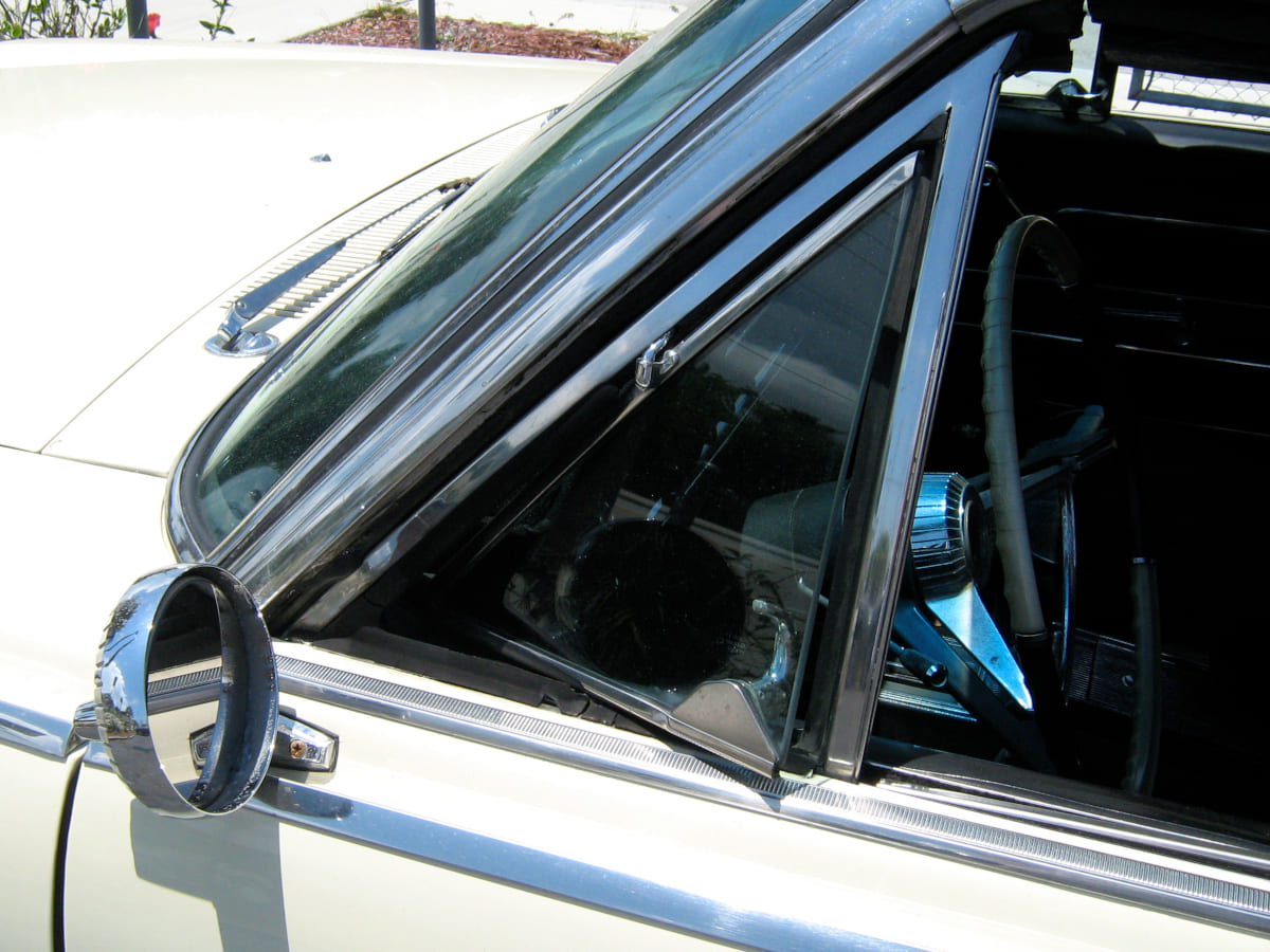 Crank Vent Windows