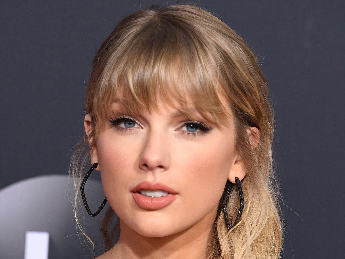 Taylor Swift Refuses