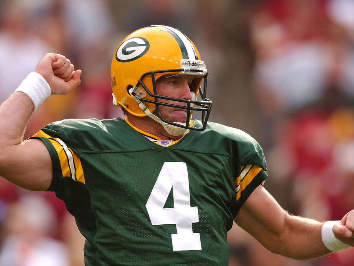 Brett Favre - Green Bay Packers (61,655 yards)