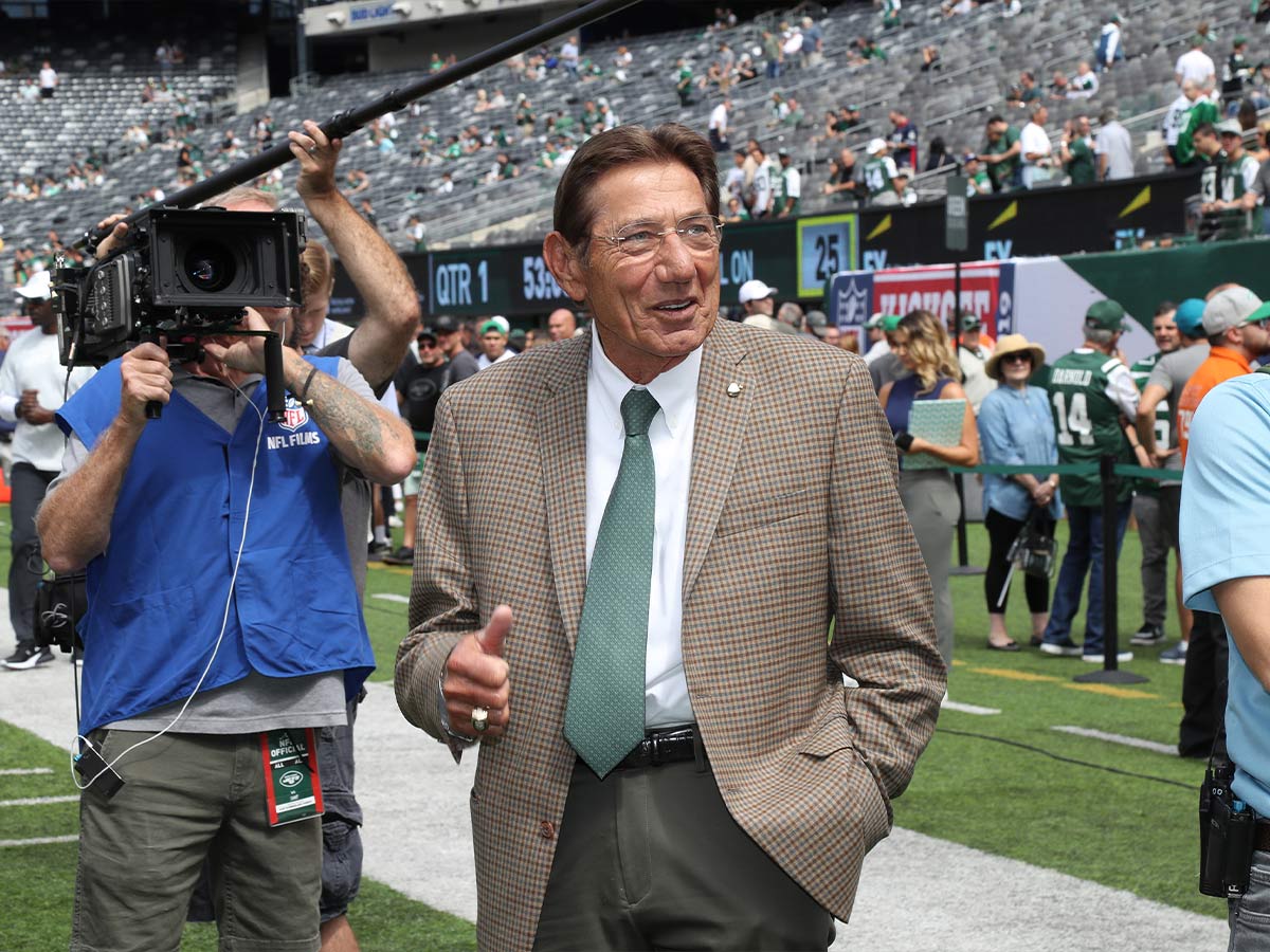 Joe Namath - New York Jets (27,057 yards)