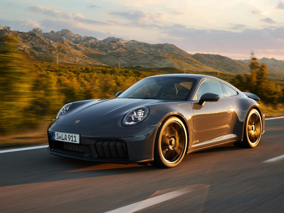 2025 Porsche 911 Carrera GTS Hybrid