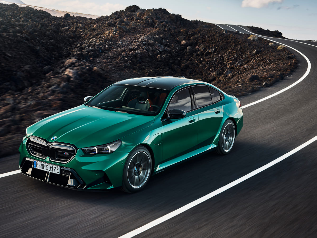 2025 BMW M5