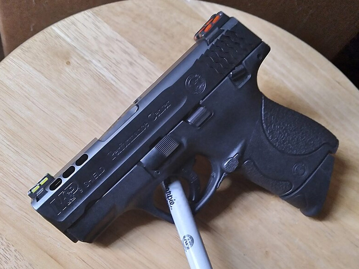 Smith & Wesson M&P9