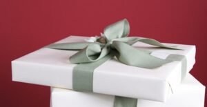 an awful wedding gift you should avoid