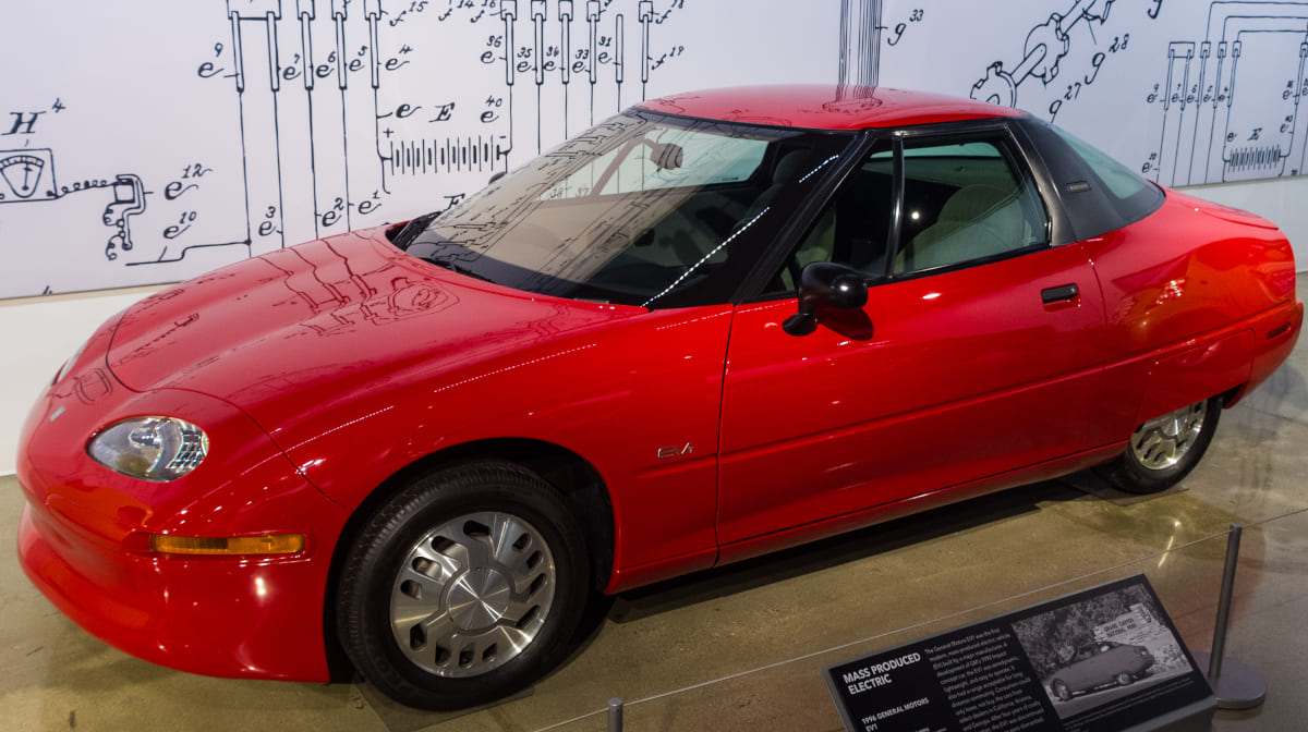 EV1