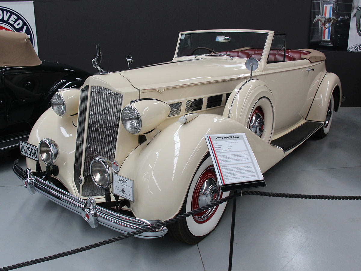 Meyer Lansky: 1937 Packard Super Eight