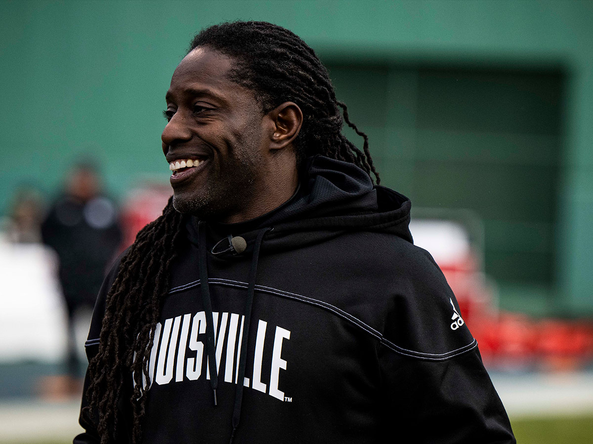 Deion Branch (XXXIX)