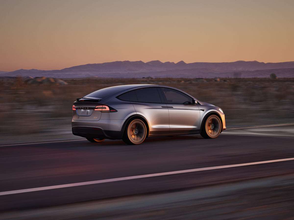 2023–2025 Model X