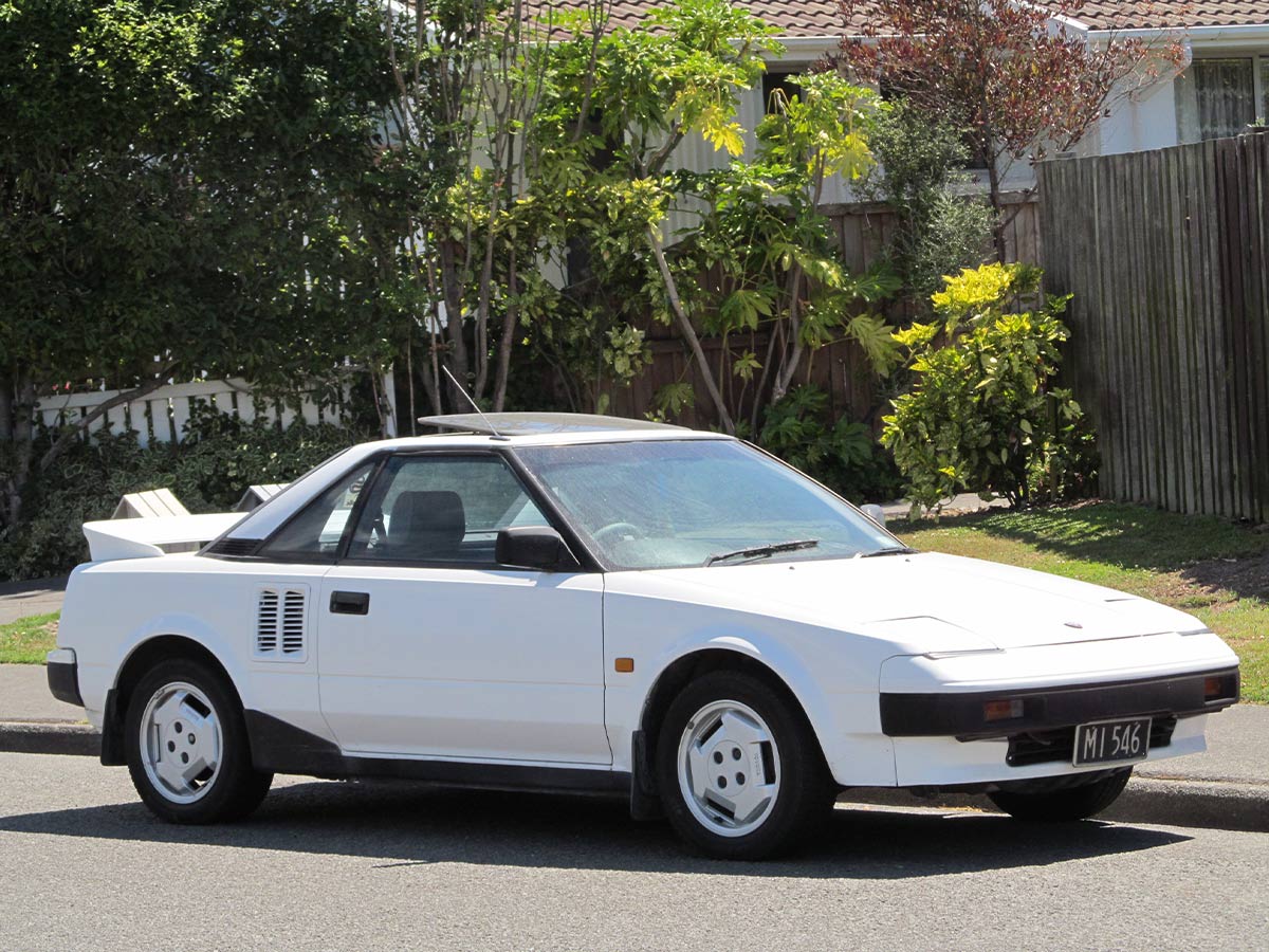 Toyota MR2