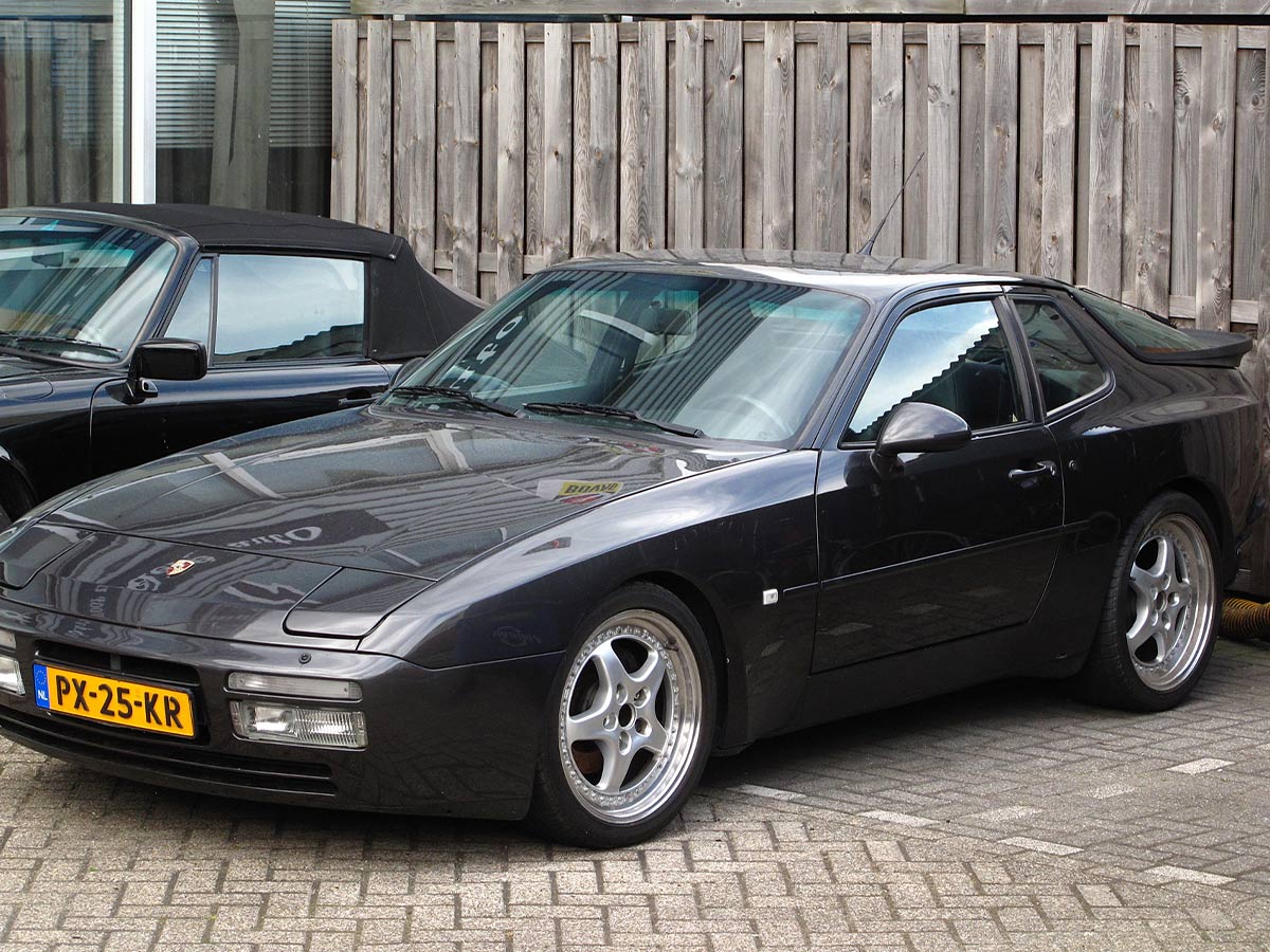 Porsche 944 Turbo