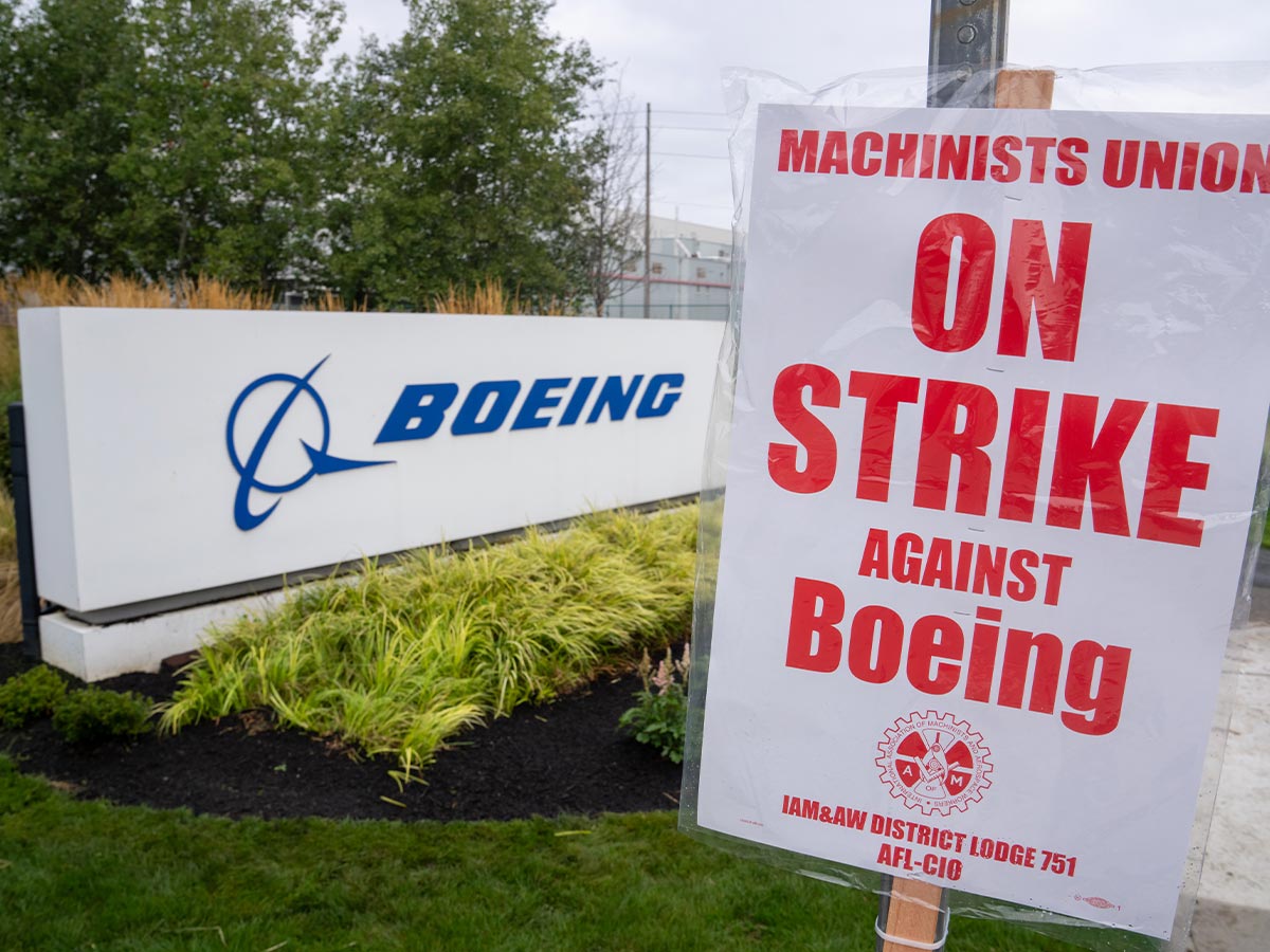 Boeing: 400 Jobs Cut from Moon Rocket Program
