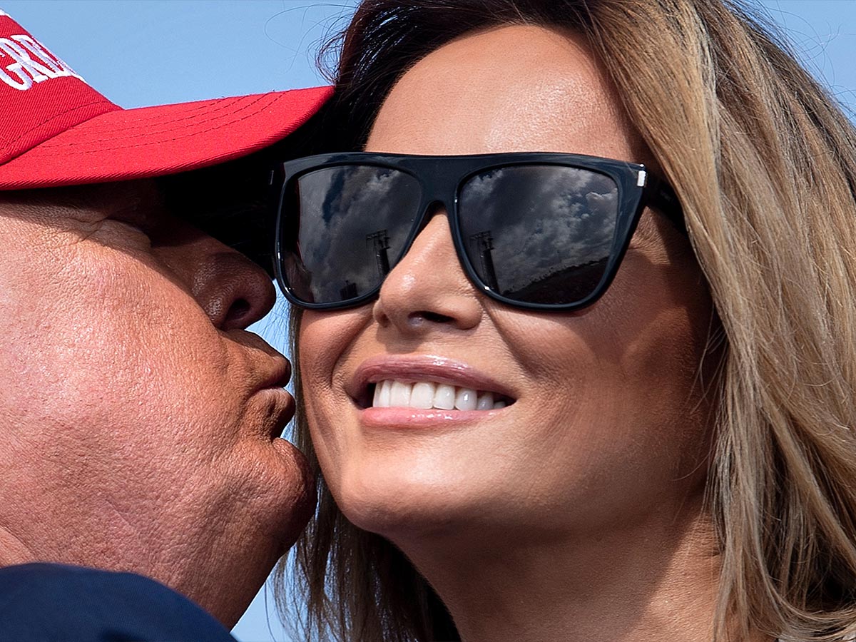 "The Power Kiss"