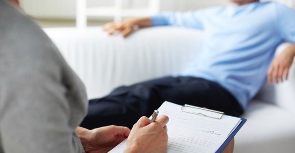 a mental health professional who received her online psychology degree