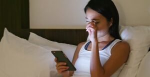 bad habits that are aging you faster