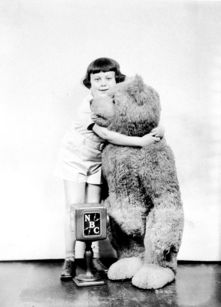 Winnie the Pooh and Christopher Robin, 1927