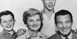 behind-the-scenes secrets from leave it to beaver