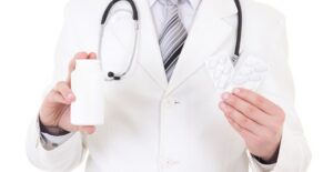 a doctor recommending treatments for pubic lice