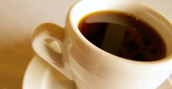 coffee is one of the foods to avoid when teeth whitening