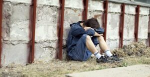 a teen who knows the importance of drug rehab for teenagers