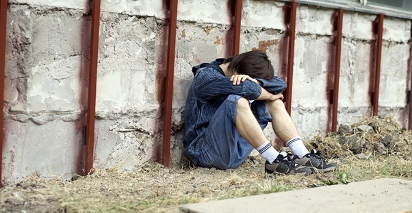 a teen who knows the importance of drug rehab for teenagers