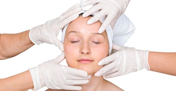 an image representing common cataract myths