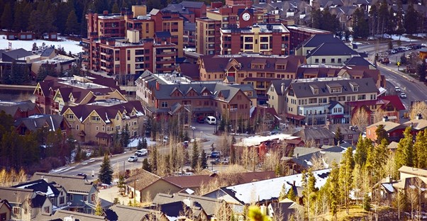 codos and resorts cluster the breckenridge, colorado cityscape