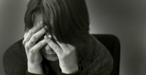 a woman who is suffering from histrionic personality disorder