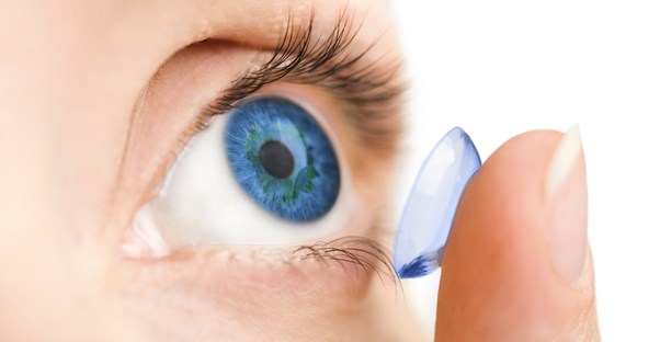 a woman who chose contacts over glasses