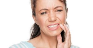 a woman suffering from gingivitis