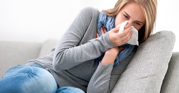 a woman seeking sinusitis treatments