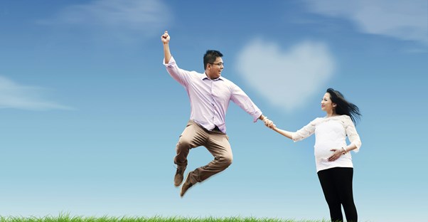 a father who knows whether jumping is safe while pregnant